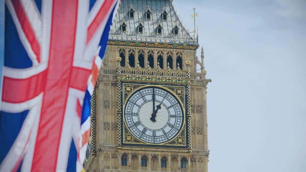 end non-dom status uk